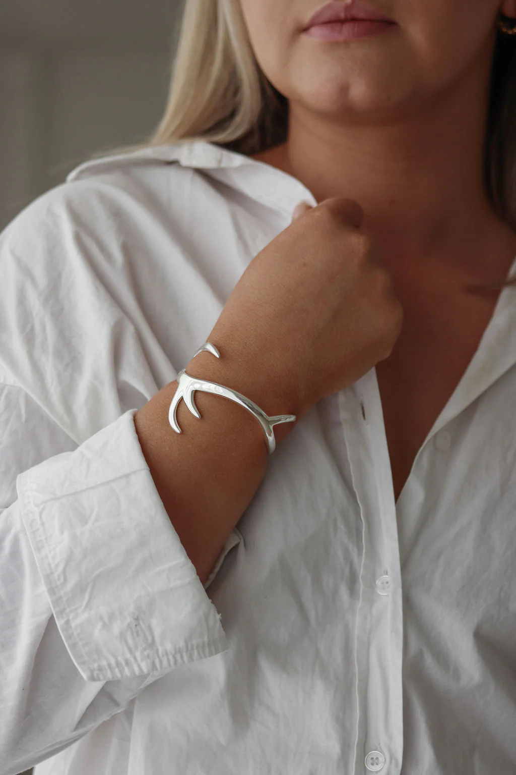 Antler cuff Bangle - Image 4