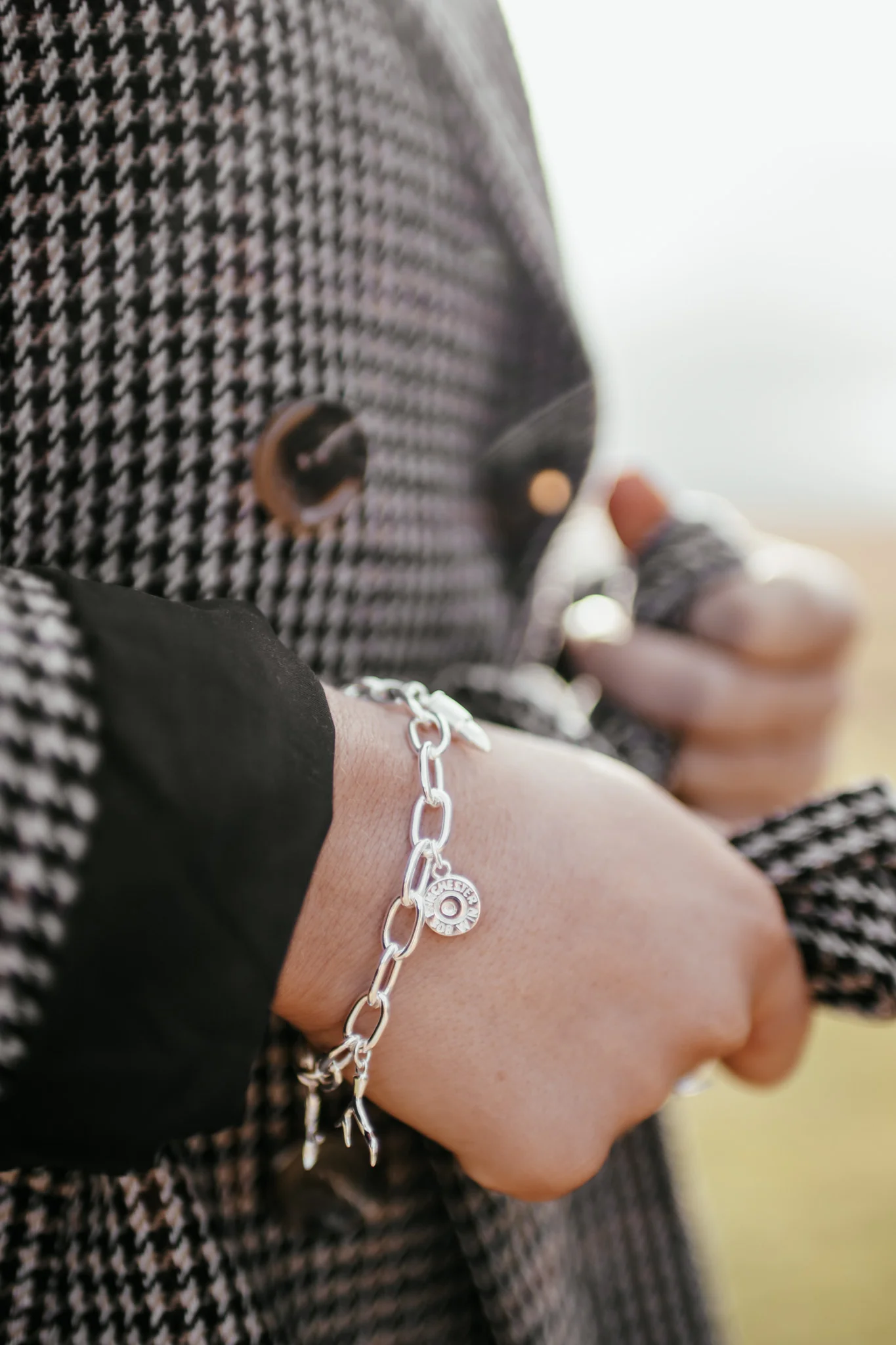 Heritage Hunter’s Heart Charm Bracelet - Image 3