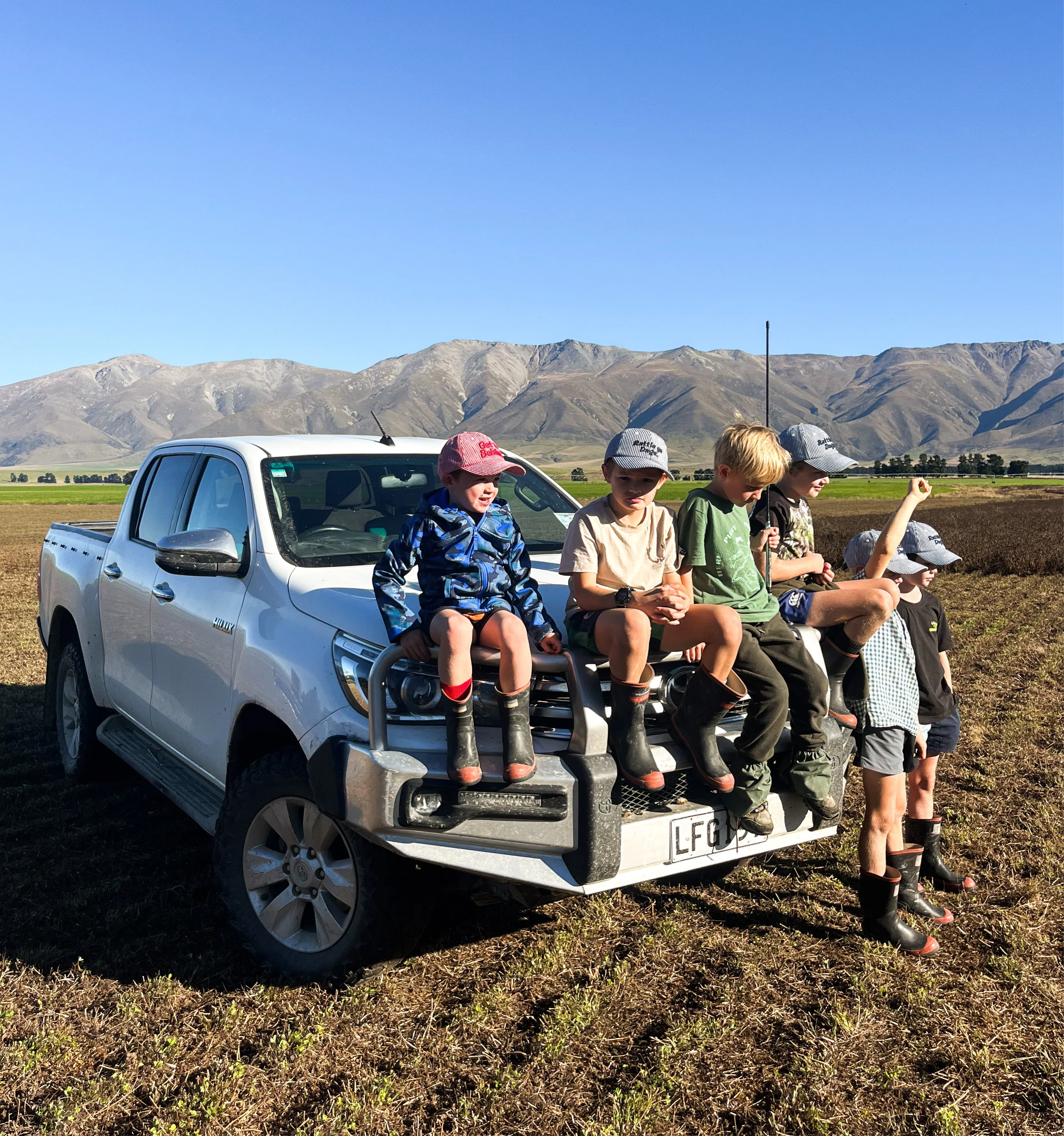 Country Caps ~ Rattle Ya Dags - Image 12